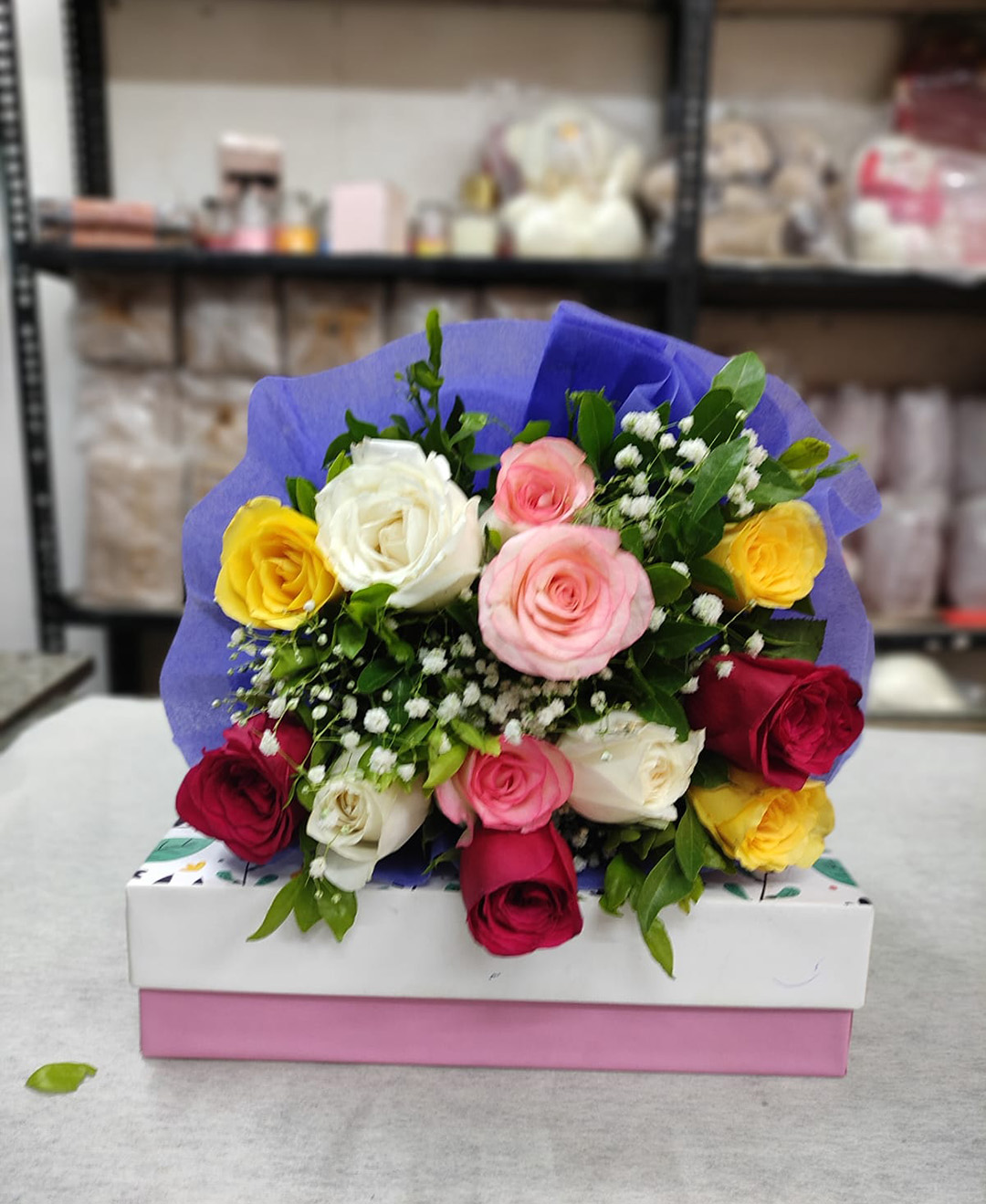 *12 Mixed Roses Bunch Paper Packing