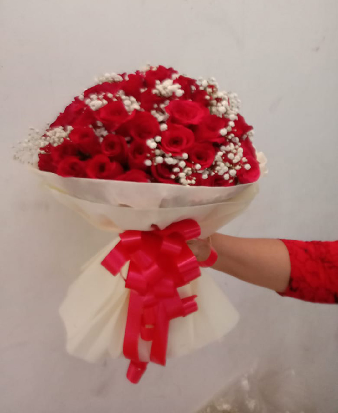75 Red Roses Bunch With White Paper